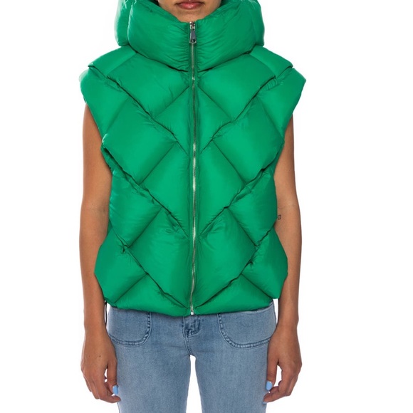 Azalea Wang Braided Puffer Vest, NEW - Picture 5 of 6